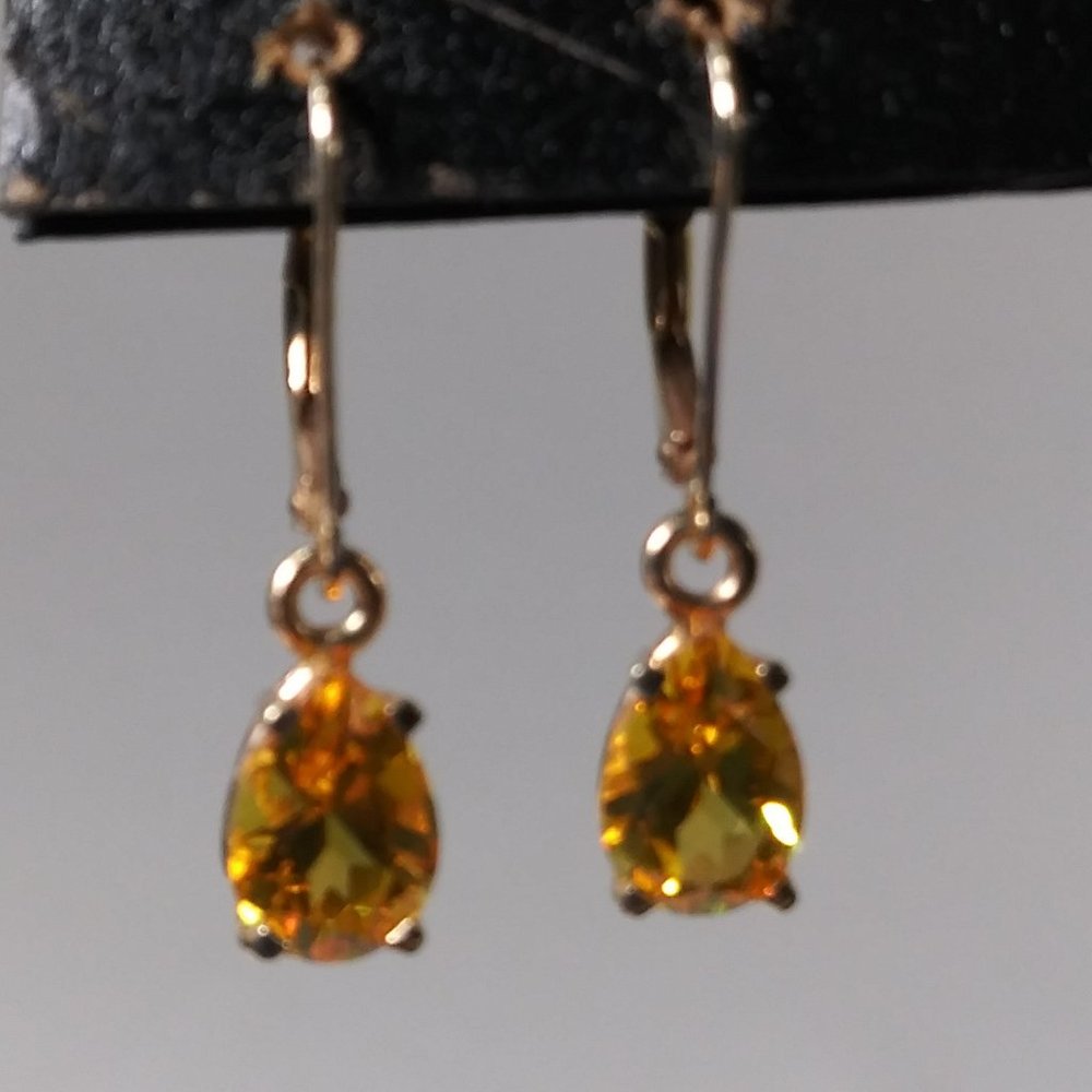 14 Karat Yellow Gold Citrine Oval Dangle Lever-back Earrings 2.4g